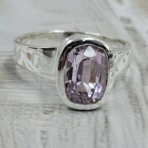 Kunzite Cut 925 Sterling Silver Ring (RS12-309)