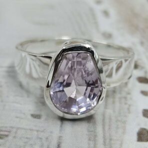 Kunzite Cut 925 Sterling Silver Ring (RS12-298)