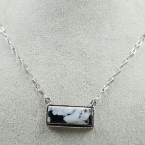 White Buffalo Turquoise 925 Sterling Silver Necklace (REXT129-5)