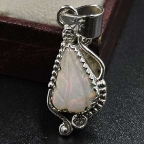 Ethiopian Opal Carved 925 Sterling Silver Pendant (REXT80-72)